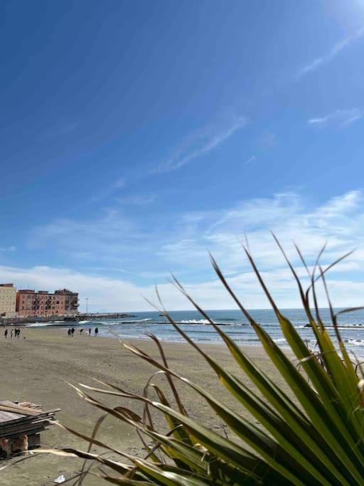 Vacanze Romane Apartment Anzio Esterno foto
