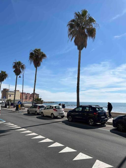 Vacanze Romane Apartment Anzio Esterno foto